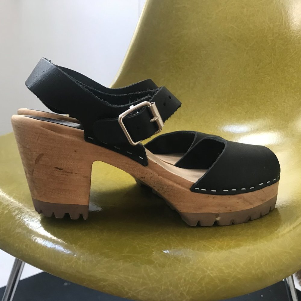 Mia Greta Clogs Sz 38 ~*worn once*~